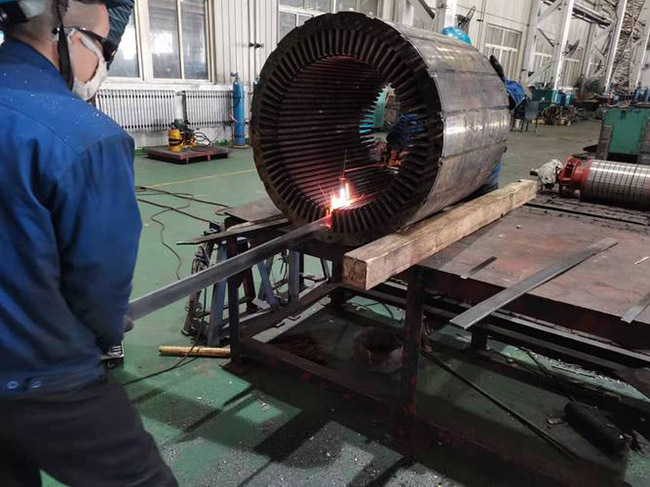 西瑪電機(jī)打造一流的高效節(jié)能電機(jī)(圖1) 20230531143089068906.jpg